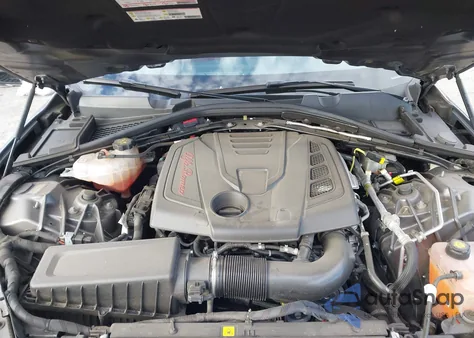 2020 Alfa Romeo Giulia Rwd z USA, uszkodzony, nr VIN ZARFAMAN2L7638132